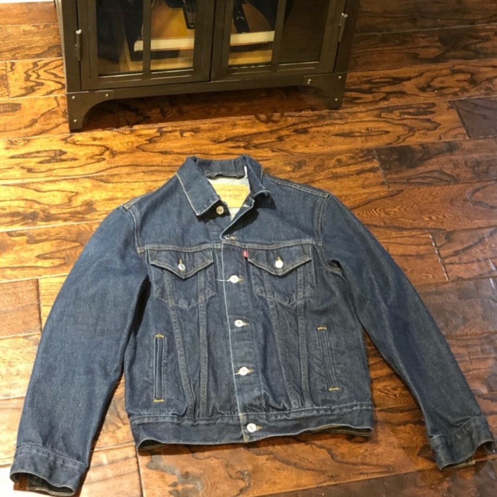 Levi’s denim trucker jacket